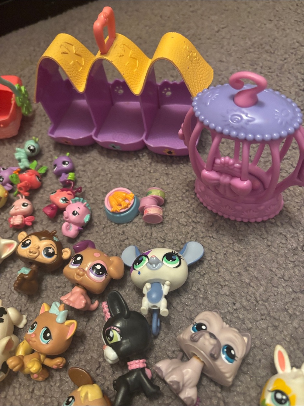 Littlest Pet Shop Lot Ovet 58 Pets Large Mixed Generation&some accessories - Picture 4 of 12
